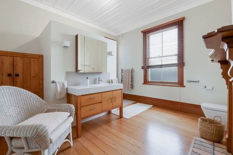 Photo of property in 4 Mays Street, Devonport, Auckland, 0624