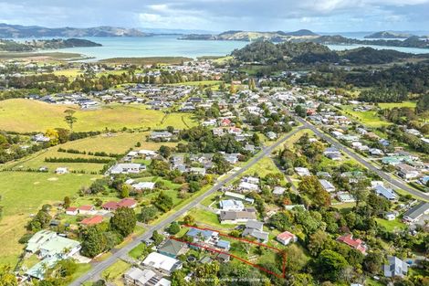 Photo of property in 335 Edward Street, Coromandel, 3506