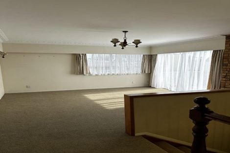 Photo of property in 12 Halberg Street, Papakura, 2110