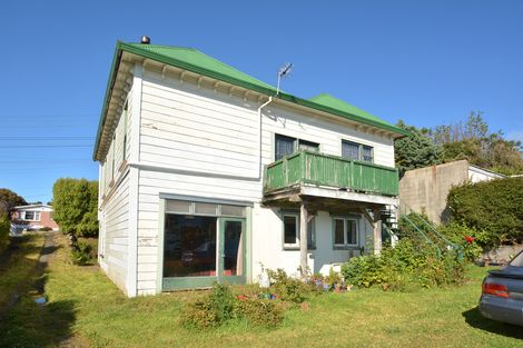 Photo of property in 136 Taieri Road, Kaikorai, Dunedin, 9010