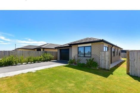 Photo of property in 12 Meyer Crescent, Halswell, Christchurch, 8025