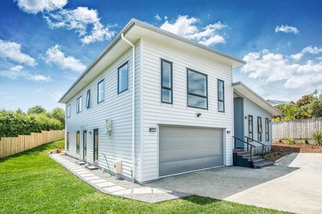 Photo of property in 9 Nerehana Place, Red Beach, 0932