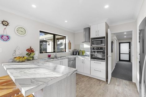 Photo of property in 1 Tern Place, Hokowhitu, Palmerston North, 4410