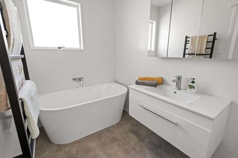 Photo of property in 7 Claydon Place, Ohope, 3121