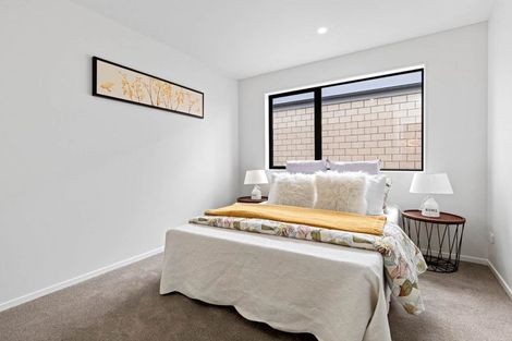 Photo of property in 41 Sunnyheights Road, Orewa, 0931