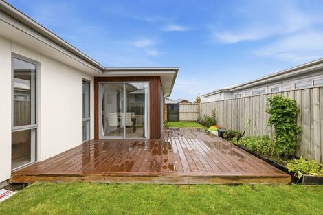 Photo of property in 35 Skibbereen Drive, Halswell, Christchurch, 8025