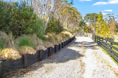 Photo of property in 598a Oneriri Road, Kaiwaka, 0573