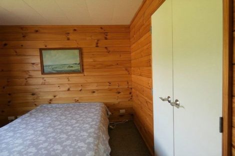 Photo of property in 32 Bonar Street, Ross, 7812