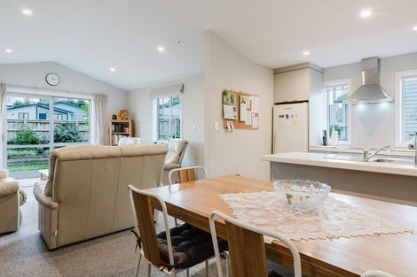 Photo of property in 135 Forest Lake Road, Forest Lake, Hamilton, 3200