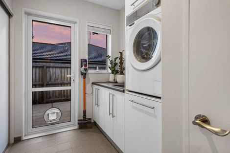 Photo of property in 54 Luxembourg Crescent, Halswell, Christchurch, 8025