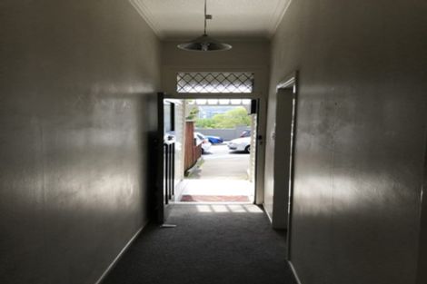 Photo of property in 37 Brougham Street, Mount Victoria, Wellington, 6011