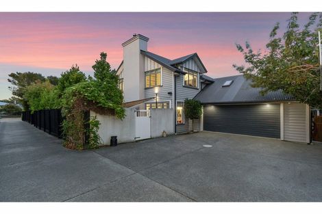 Photo of property in 94 Saint Martins Road, Saint Martins, Christchurch, 8022