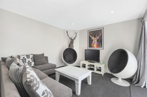 Photo of property in 38 Forest Drive, Parklands, Christchurch, 8083