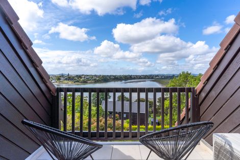 Photo of property in 173 West Harbour Drive, West Harbour, Auckland, 0618