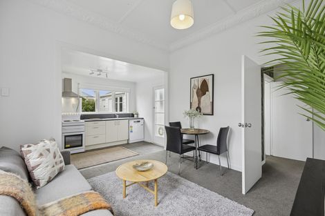 Photo of property in 57 Royal Crescent, Saint Kilda, Dunedin, 9012