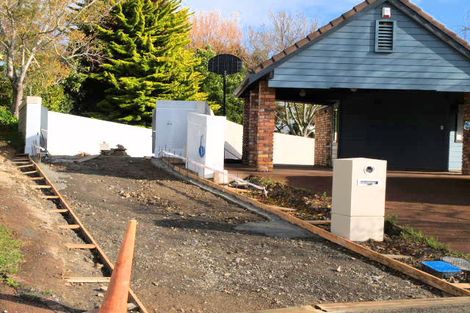 Photo of property in 10 Colleen Court, Cockle Bay, Auckland, 2014