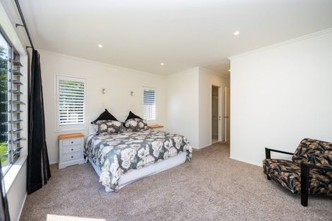 Photo of property in 38 Tauroa Valley Road, Havelock North, 4130