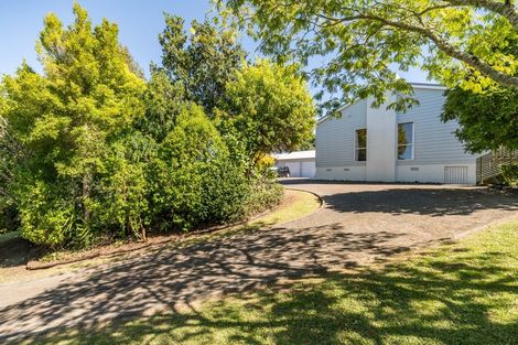 Photo of property in 88 Brian Crescent, Stanmore Bay, Whangaparaoa, 0932