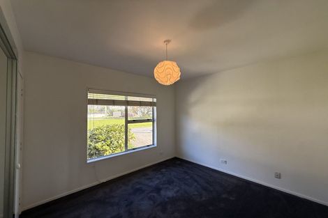 Photo of property in 281 Queens Drive, Lyall Bay, Wellington, 6022