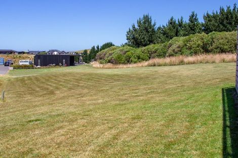 Photo of property in 3 Knoyle Road, Riversdale Beach, Masterton, 5872