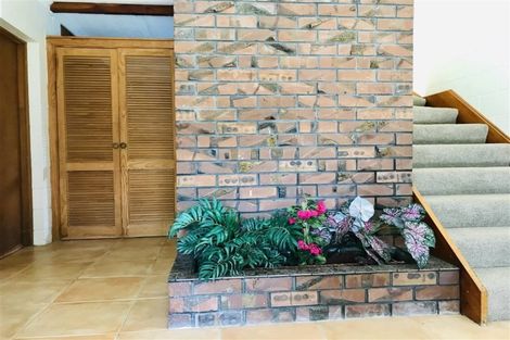 Photo of property in 61 Sheridan Drive, New Lynn, Auckland, 0600