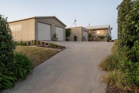 Photo of property in 151 Pukehina Parade, Pukehina, Te Puke, 3189