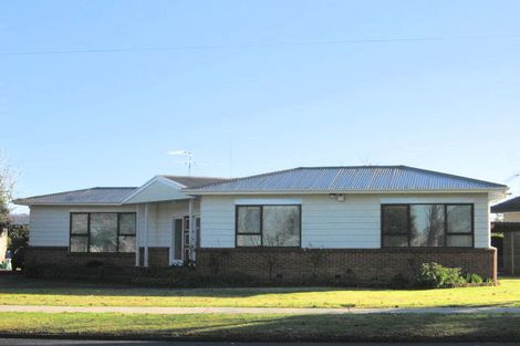 Photo of property in 30 Willis Road, Papakura, 2110