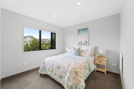 Photo of property in 22 Hampton Mews, Snells Beach, 0920