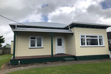 Photo of property in 10 Johnston Street, Foxton, 4814