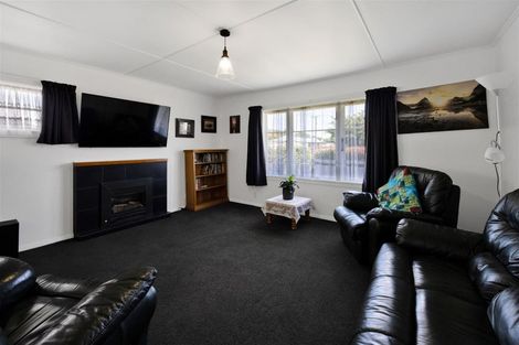Photo of property in 60 Egmont Street, Hawera, 4610