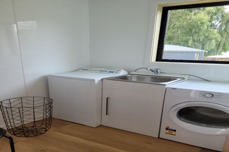 Photo of property in 42 Westmere Place, Manapouri, 9679