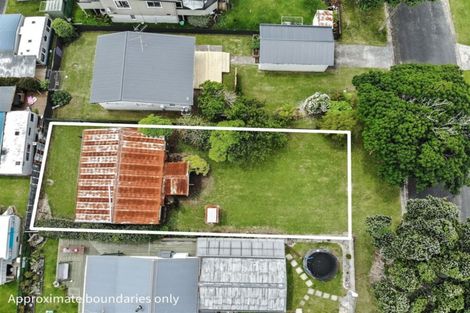 Photo of property in 34 Ocean View Road, Waihi Beach, 3611