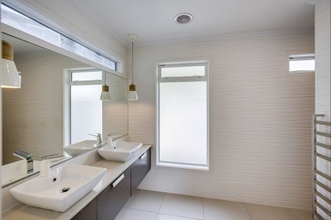 Photo of property in 62 Whakatomo Place, Havelock North, 4130