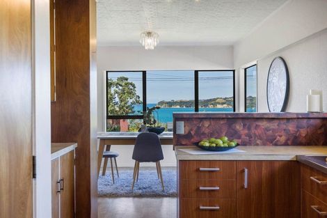 Photo of property in 12 Melandra Road, Stanmore Bay, Whangaparaoa, 0932