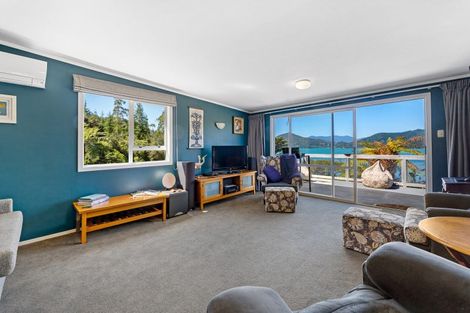 Photo of property in 7102 Kenepuru Road, Raetihi, Picton, 7282