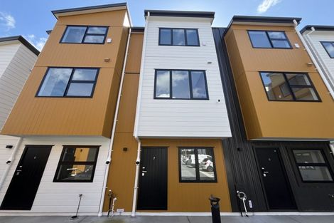 Photo of property in 7/28 Lavelle Road, Henderson, Auckland, 0612