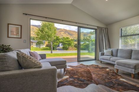 Photo of property in 61 Kelliher Drive, Wanaka, 9305