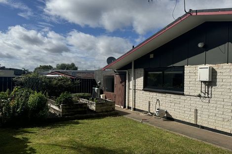 Photo of property in 6 Ranfurly Place, Te Kamo, Whangarei, 0112