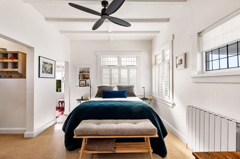 Photo of property in 14 Corry Avenue, Bluff Hill, Napier, 4110