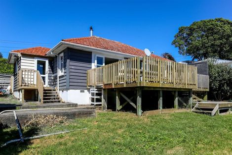 Photo of property in 6 Lismore Street, Strandon, New Plymouth, 4312