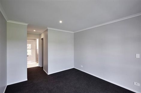 Photo of property in 1 Briddock Way, Swanson, Auckland, 0614