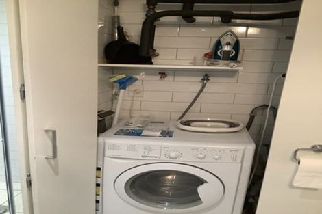 Photo of property in The Capital, 14/370 Oriental Parade, Oriental Bay, Wellington, 6011