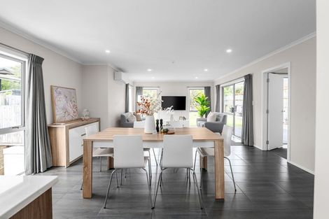 Photo of property in 55 Ridgedale Crescent, Flagstaff, Hamilton, 3210