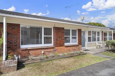 Photo of property in 2/40 Tawhiri Road, One Tree Hill, Auckland, 1061