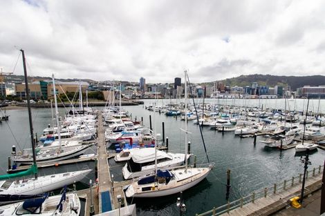 Photo of property in Clyde Quay Wharf, 3b/5 Clyde Quay Wharf, Te Aro, Wellington, 6011