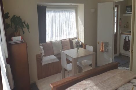 Photo of property in 27 William Street, Petone, Lower Hutt, 5012