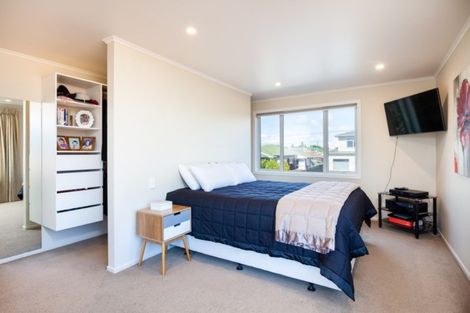 Photo of property in 8 Massey Street, Westown, New Plymouth, 4310