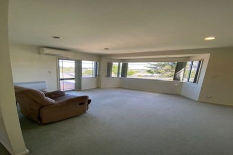 Photo of property in 2/7 Belmont Terrace, Milford, Auckland, 0620