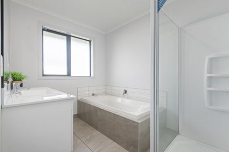 Photo of property in 38 Varsity Heights, Fitzherbert, Palmerston North, 4410