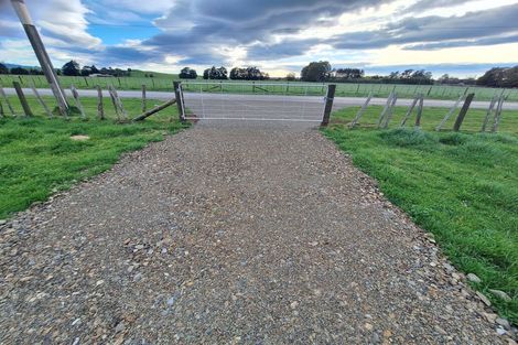 Photo of property in 61 Laws Road, Dannevirke, 4972